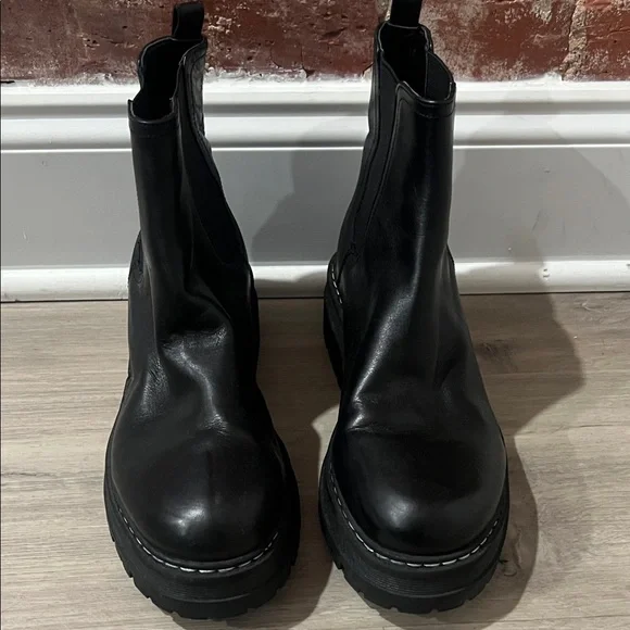 Marc Fisher Black Leather Ankle Boots - Picture 2 of 6